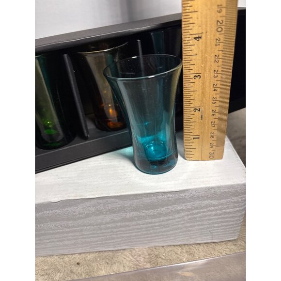 6 Bombay Colored Shot Glasses In Gift Box 2.5 Oz Capacity Multicolor Design - Picture 6 of 12